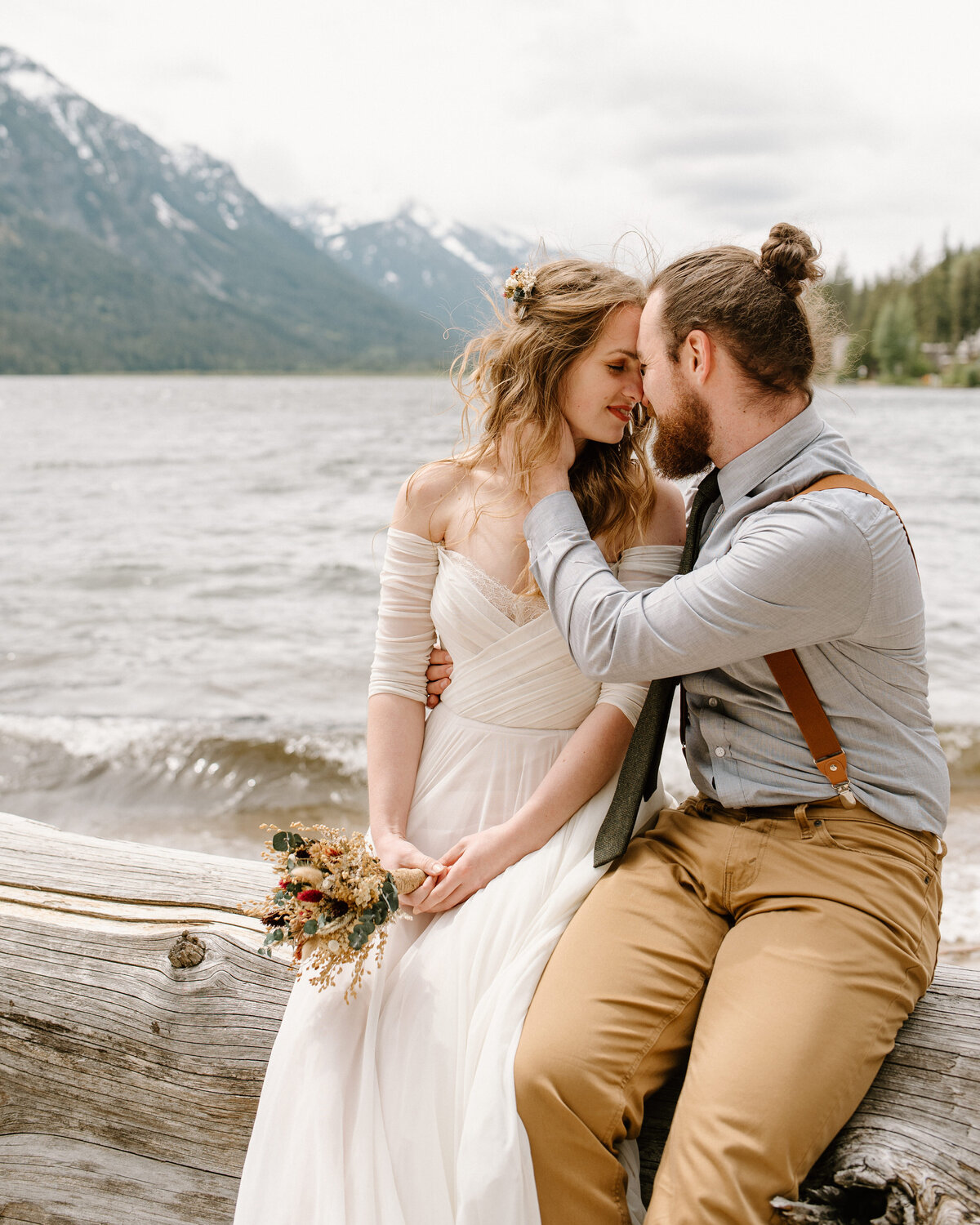 brown_family_homestead_lake_wenatchee_leavenworth_wedding_01