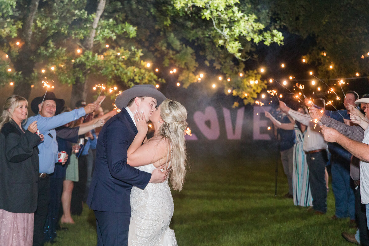 Texas Hill Country Outdoor wedding planner