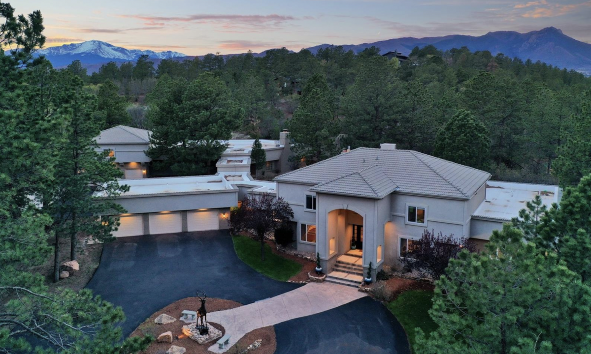 Luxury Realtor Colorado Springs Callie Ammons