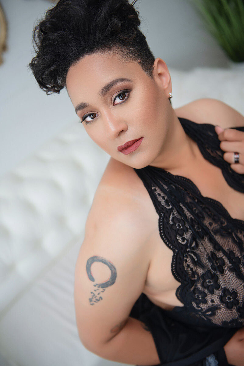 new-jersey-androgynous-boudoir-photography