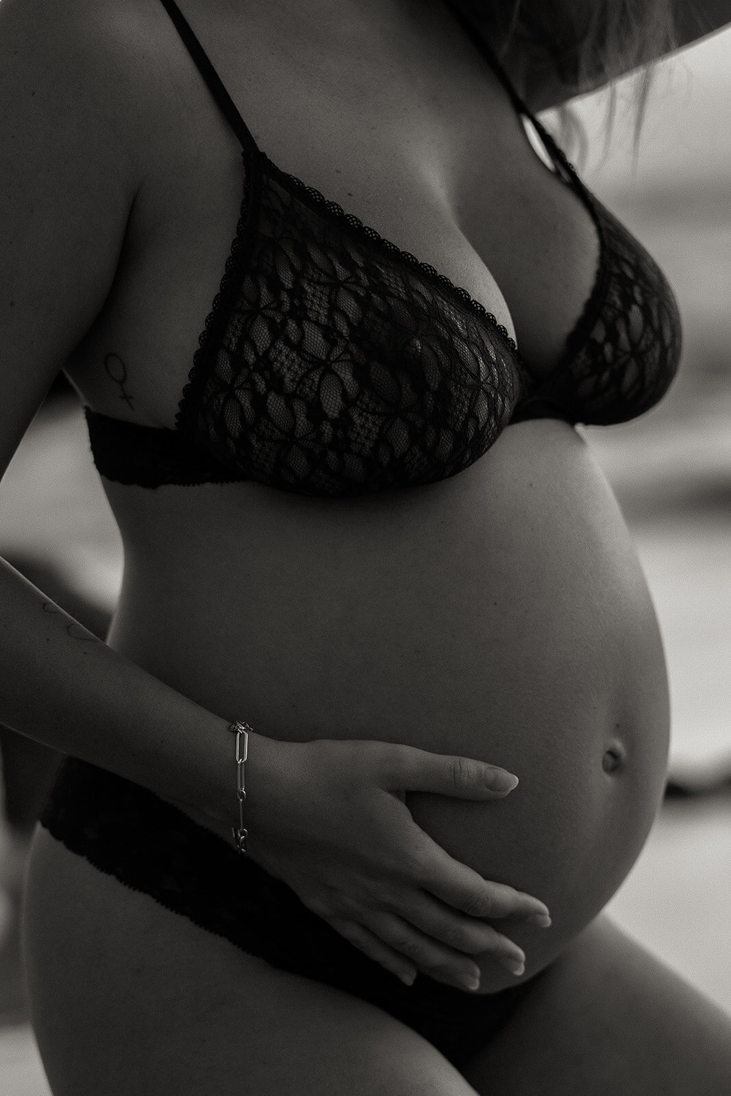 Sunshine Coast maternity photographer