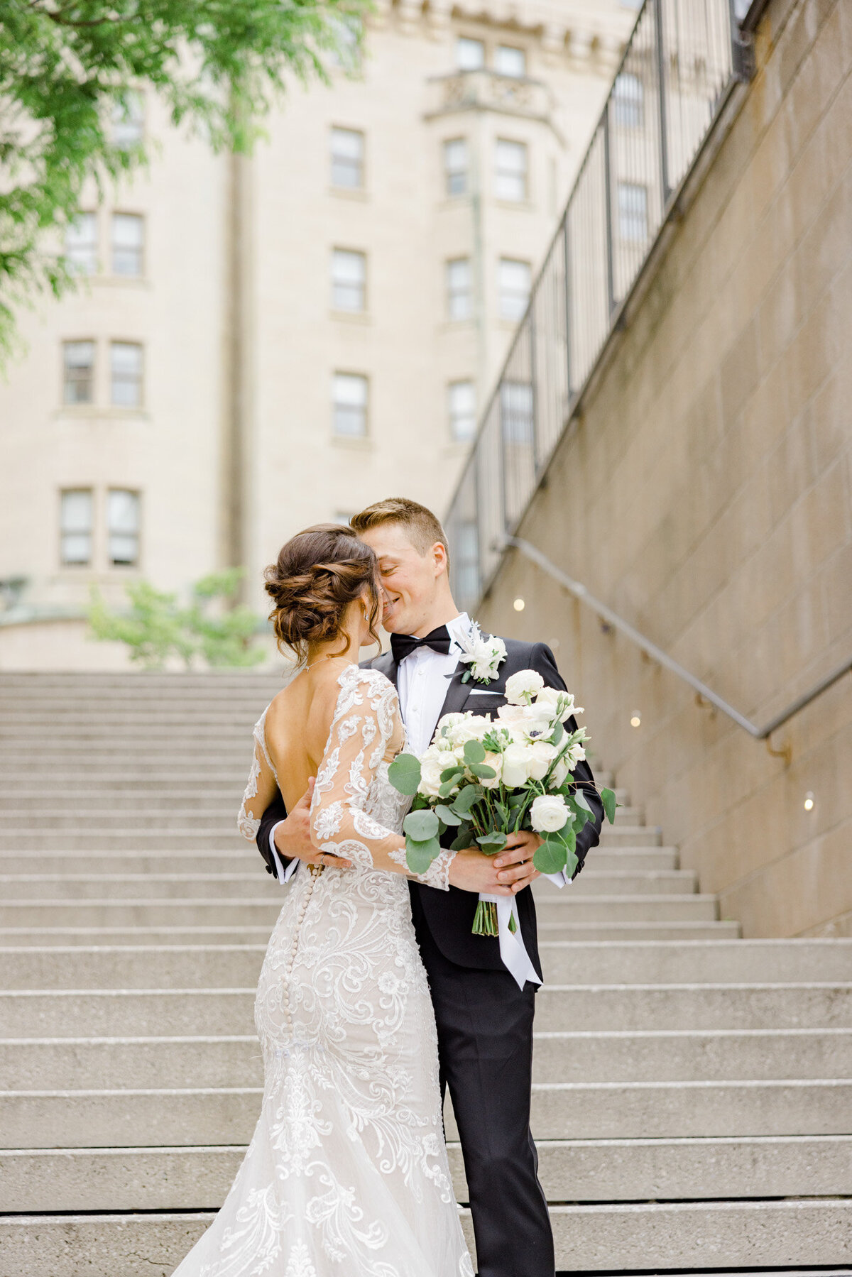 hannah-braden-ottawa-wedding-shaw-centre-2023-129