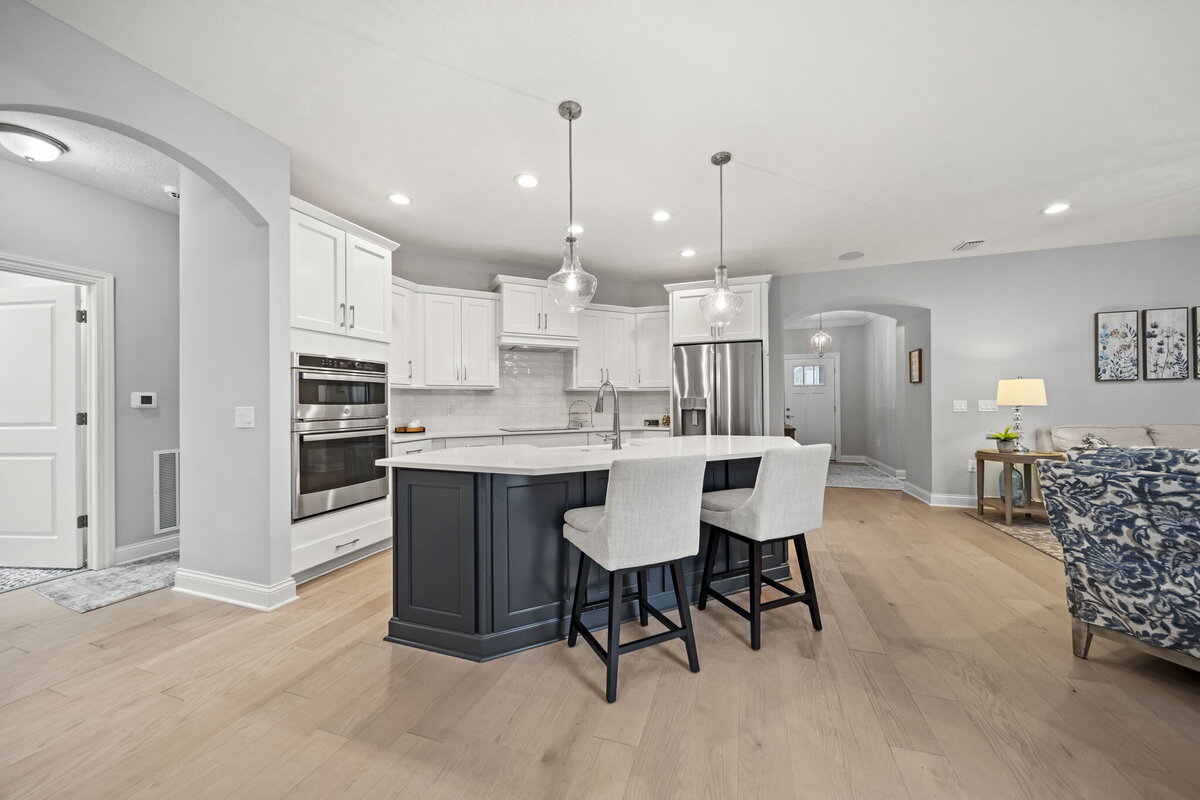 15-web-or-mls-A7403563