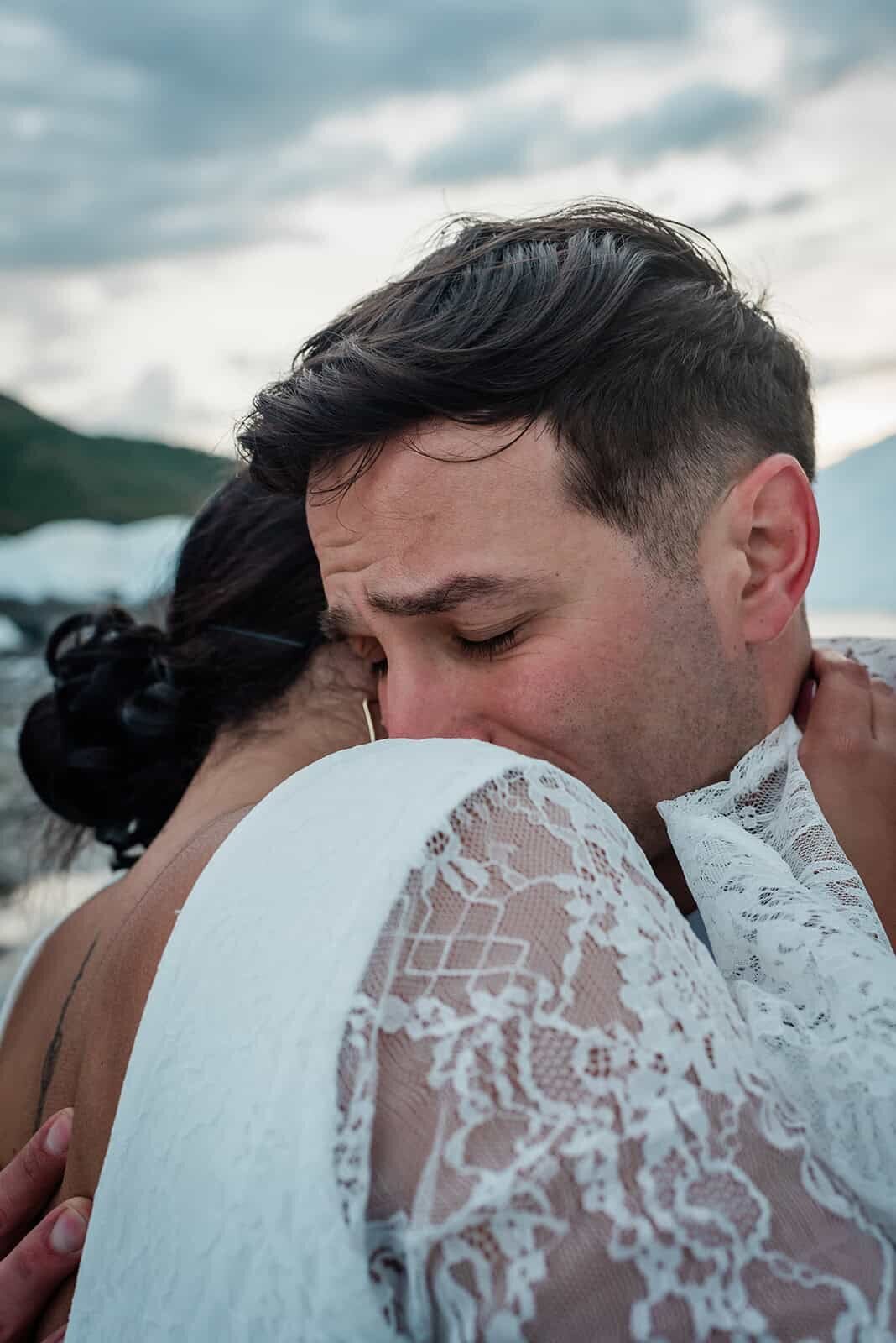 romantic-alaska-glacier-wedding-day-Soul-and-Sky-Weddings