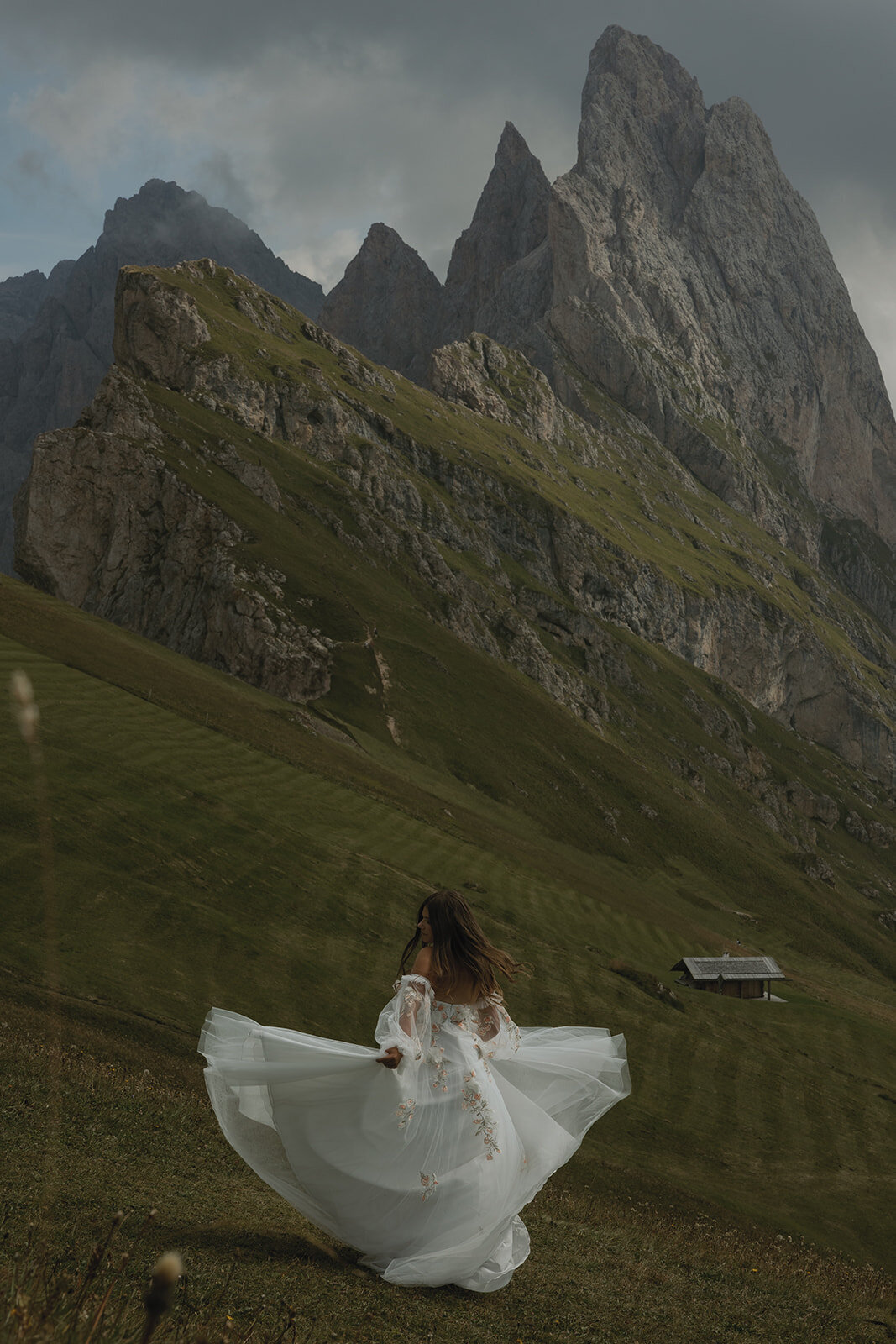 destination-wedding-elopement-photographer-italy-dolomites-seceda-documentary-tanya-davids-photo-film-76