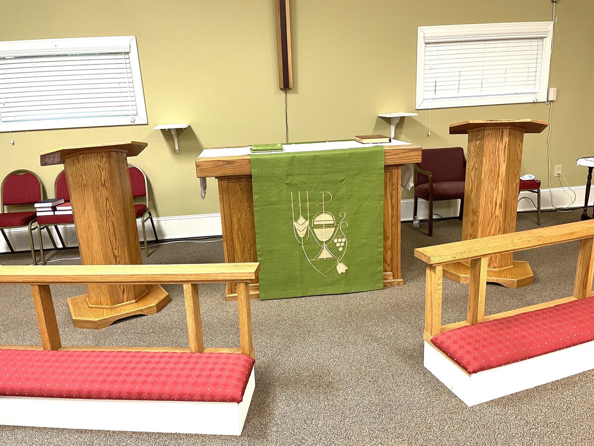 custom church furniture