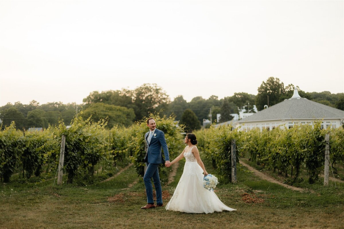 Madeline & Daniel - Wedding Sneak Peek-136