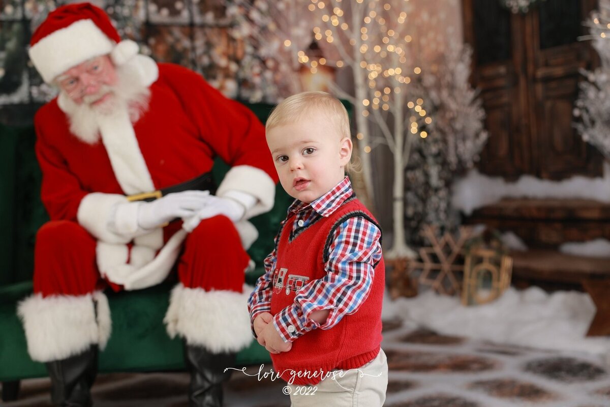 lehigh-valley-photographer-lori-generose-lg-photography-christmas-santa-photo-session-easton-pa