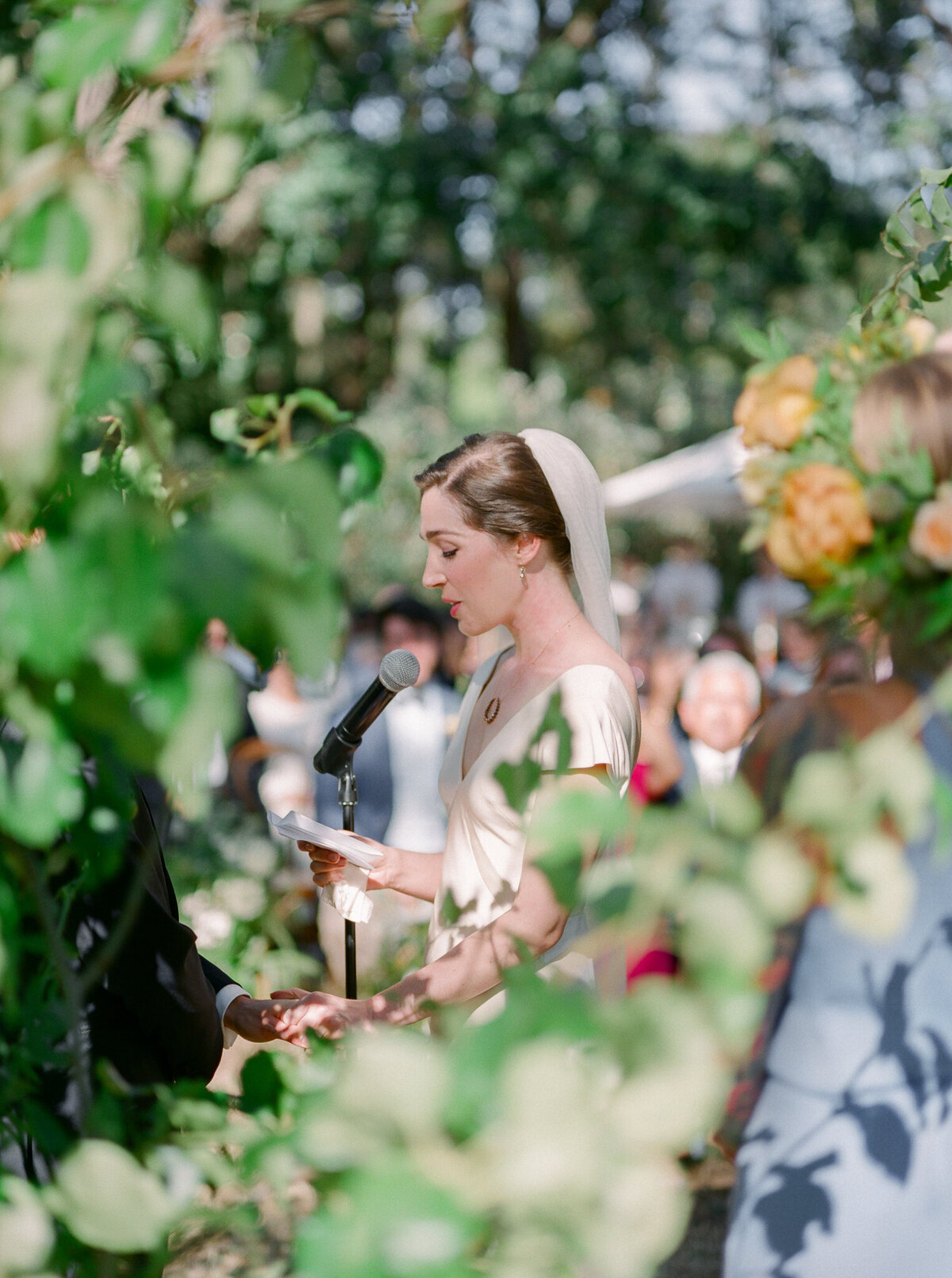 napa-wedding-photographers-dejaureguis-erin-courtney-campovida-wedding-0015