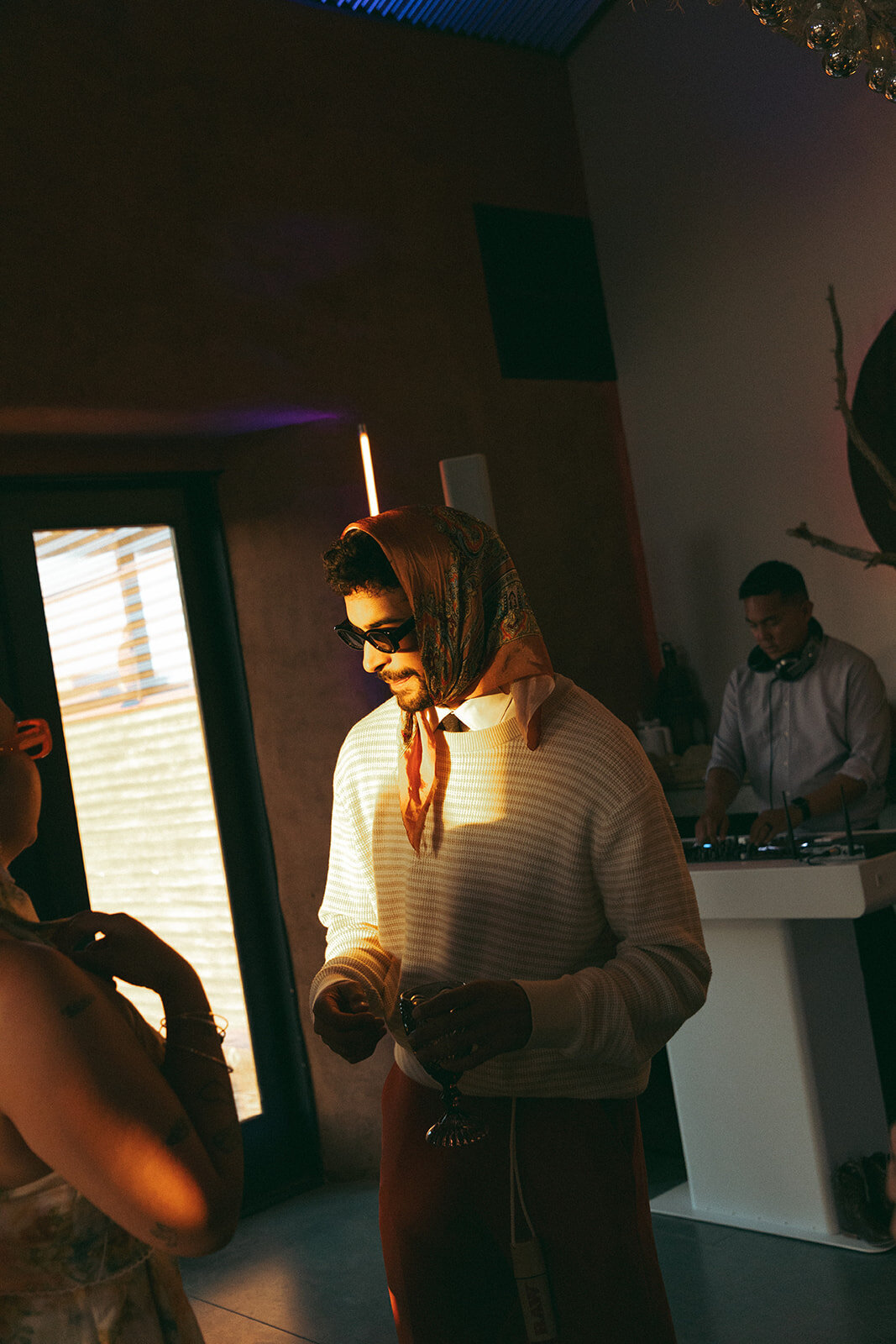 Faye-Fern-Creative-GoldenVibesPhoto-Sacred-Sands-Joshua-Tree-Wedding-Richie-James-Clara-Critchfield-Dance-Party-03