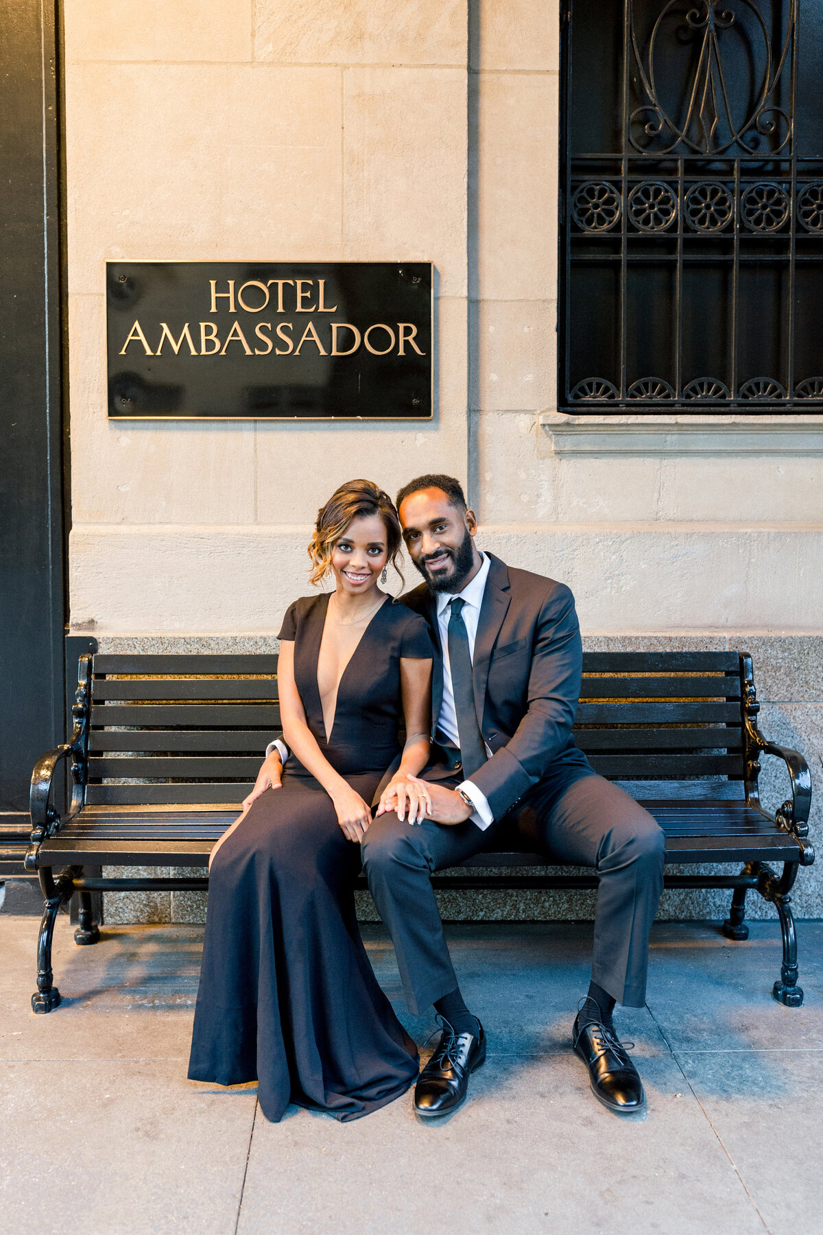 Aisle Society Minted Glam Engagement Session Lisa Hufford (8)
