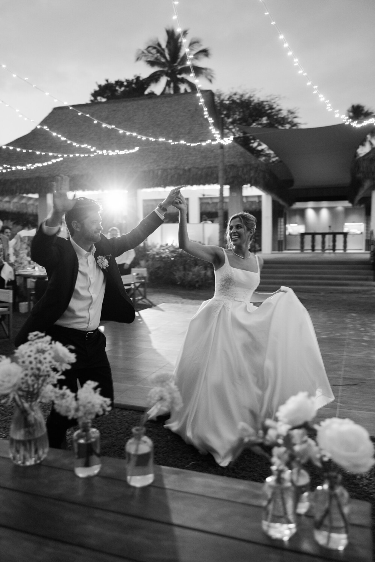 Olivia_Logan_Kona_Village_Wedding-015