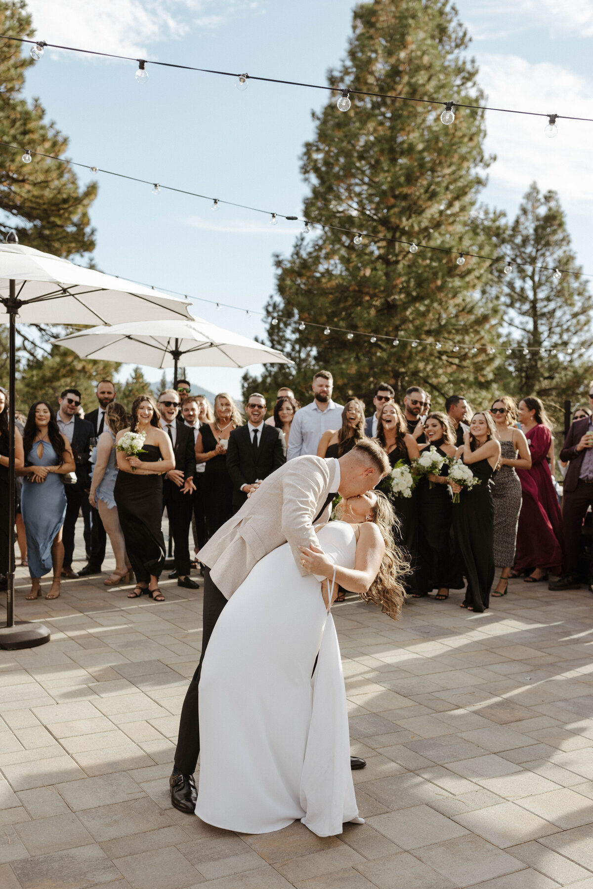 karly-alex-wedding-grand-entrance-65
