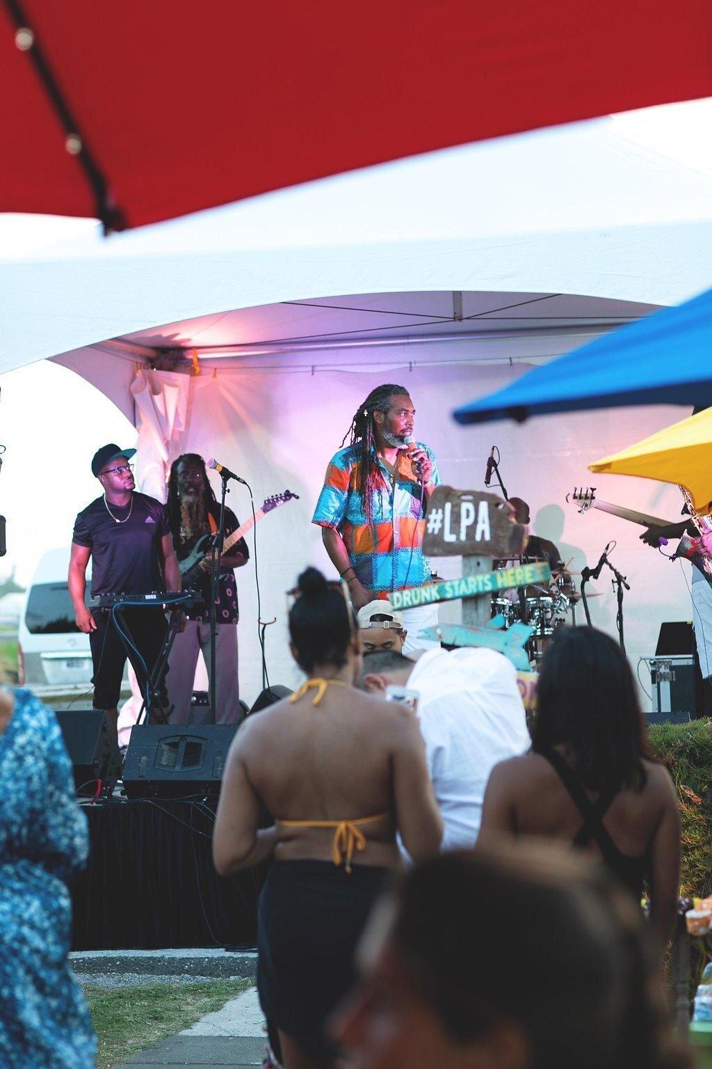 Revolve-Bermuda-Raft-Up-Party-Dasfete-2