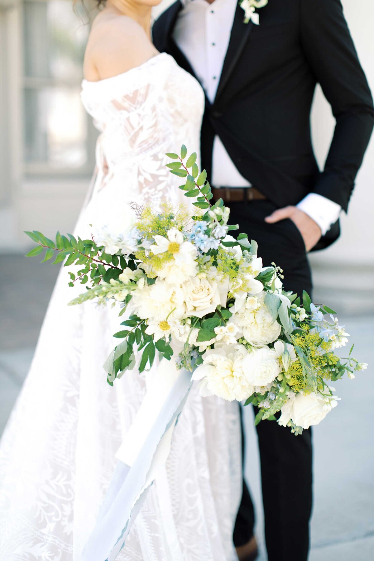 yellow-blue-utah-bridal-bouquet