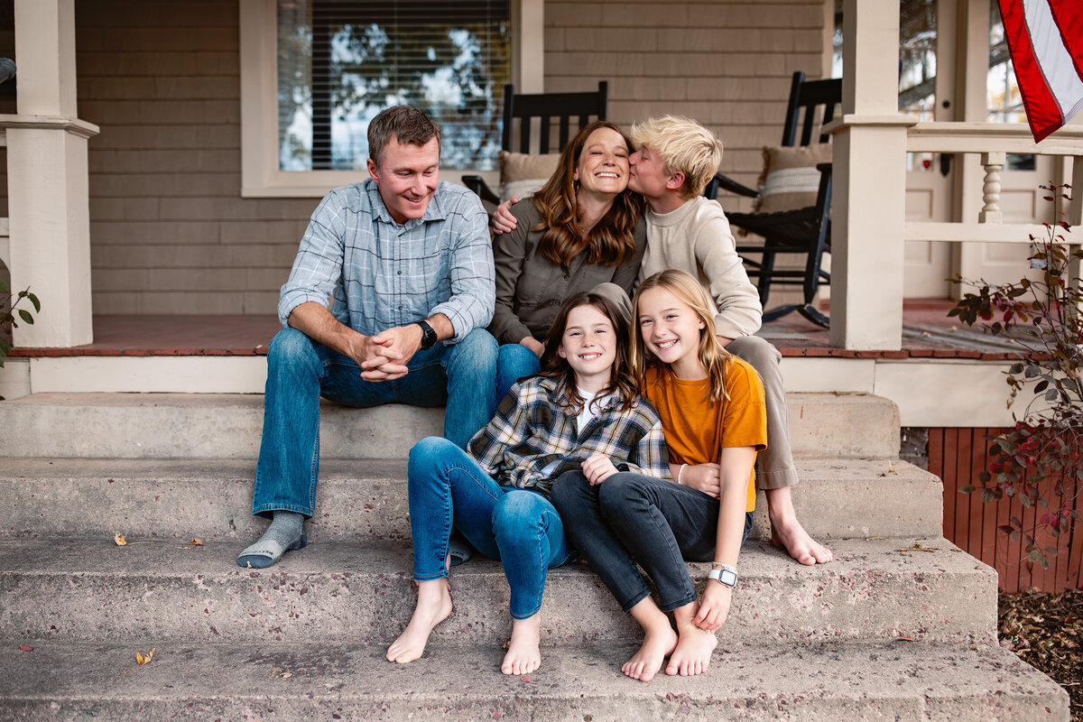 In Home Family Photos 004
