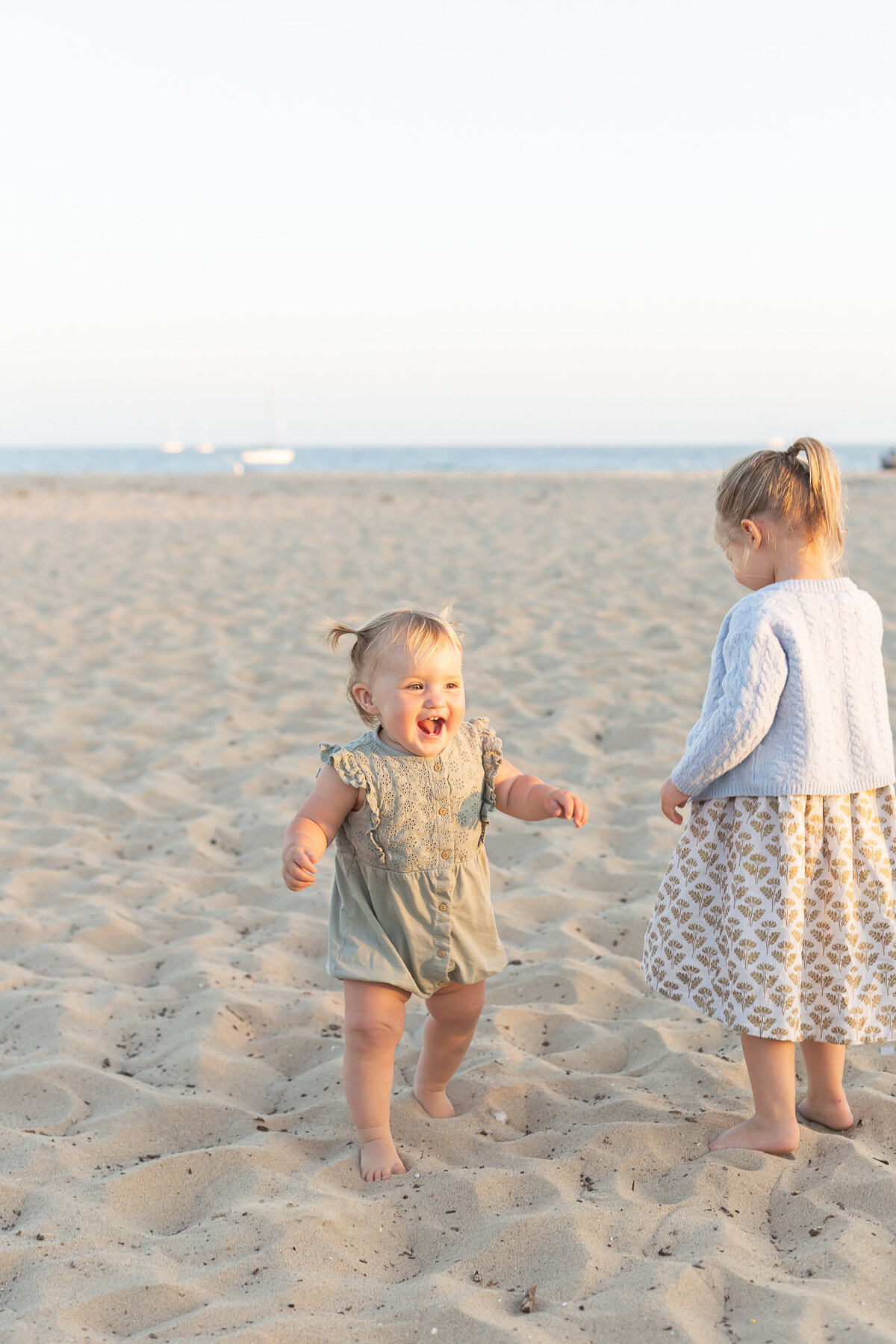 JanelleStephanieKoch-Meghan'sFamilyPhotos-EastBeach-SantaBarbara-20 (1)