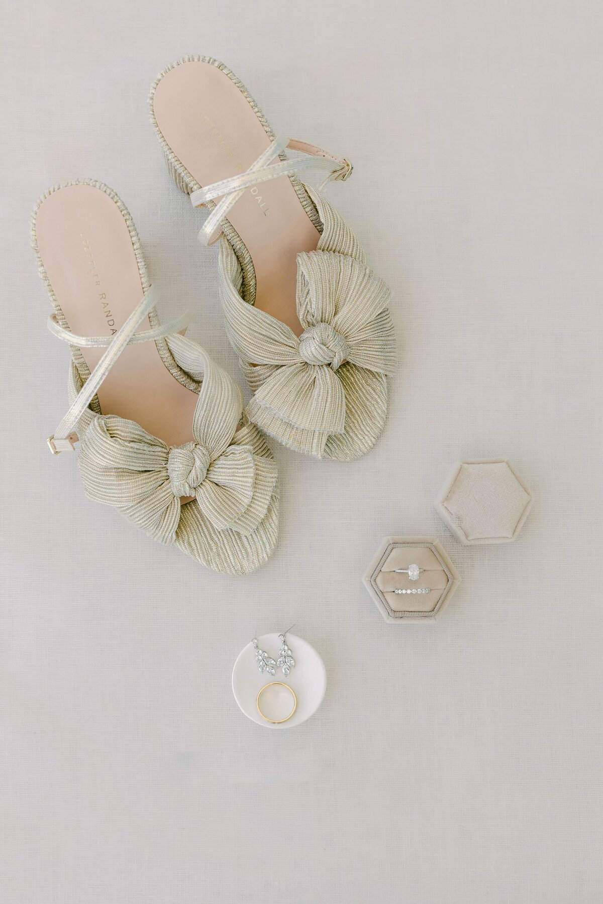 brittany-pannebaker-tampa-florida-destination-wedding-photographer-wedding-alexis-and-alex-boca-bay-pass-club-5