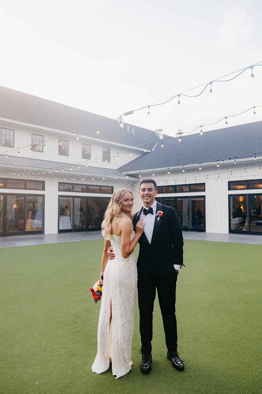 Minnesota wedding photographer capturing playful, true-to-life love stories across Minneapolis, St. Paul & Duluth. Relaxed, timeless photos for real couples.