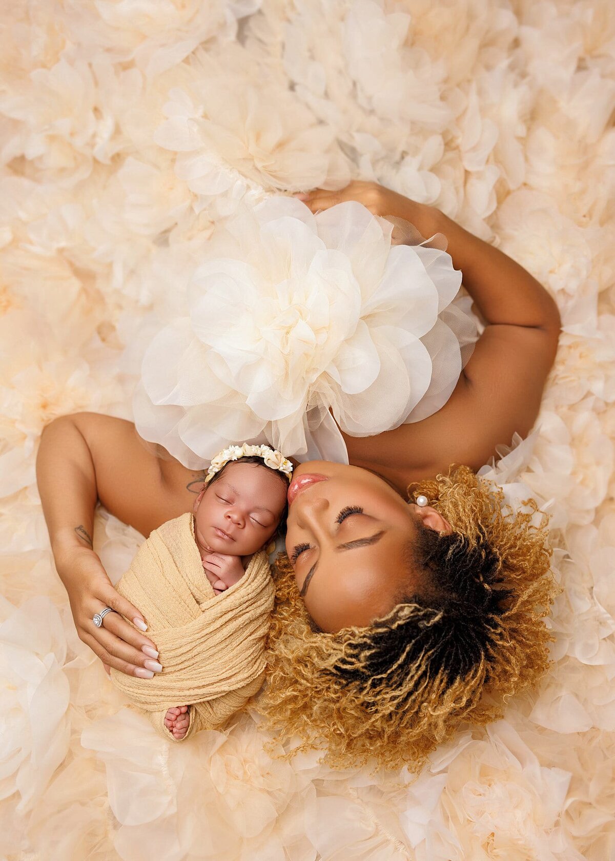 Charlotte-Newborn-photographer138