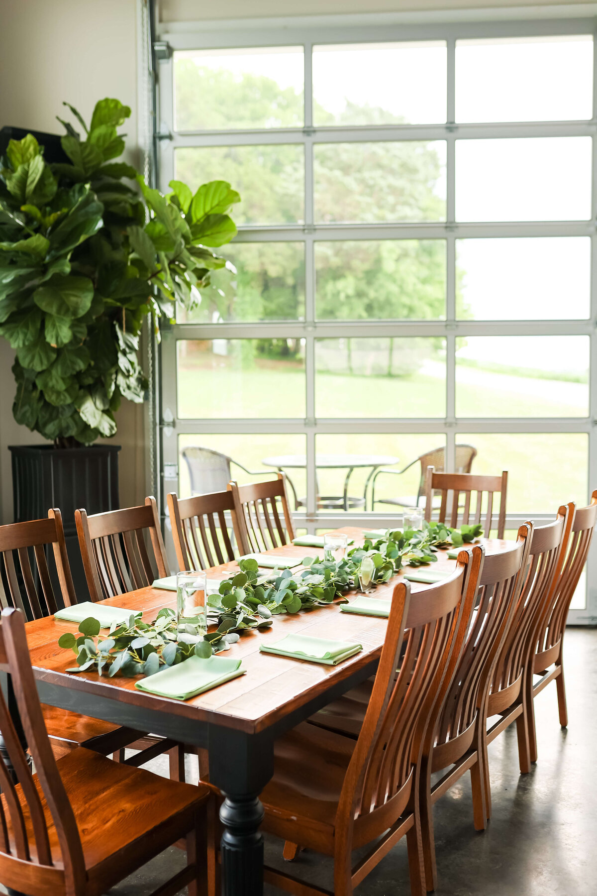 wedding reception tables at Ruby Cora wedding venue in Adams,,TN