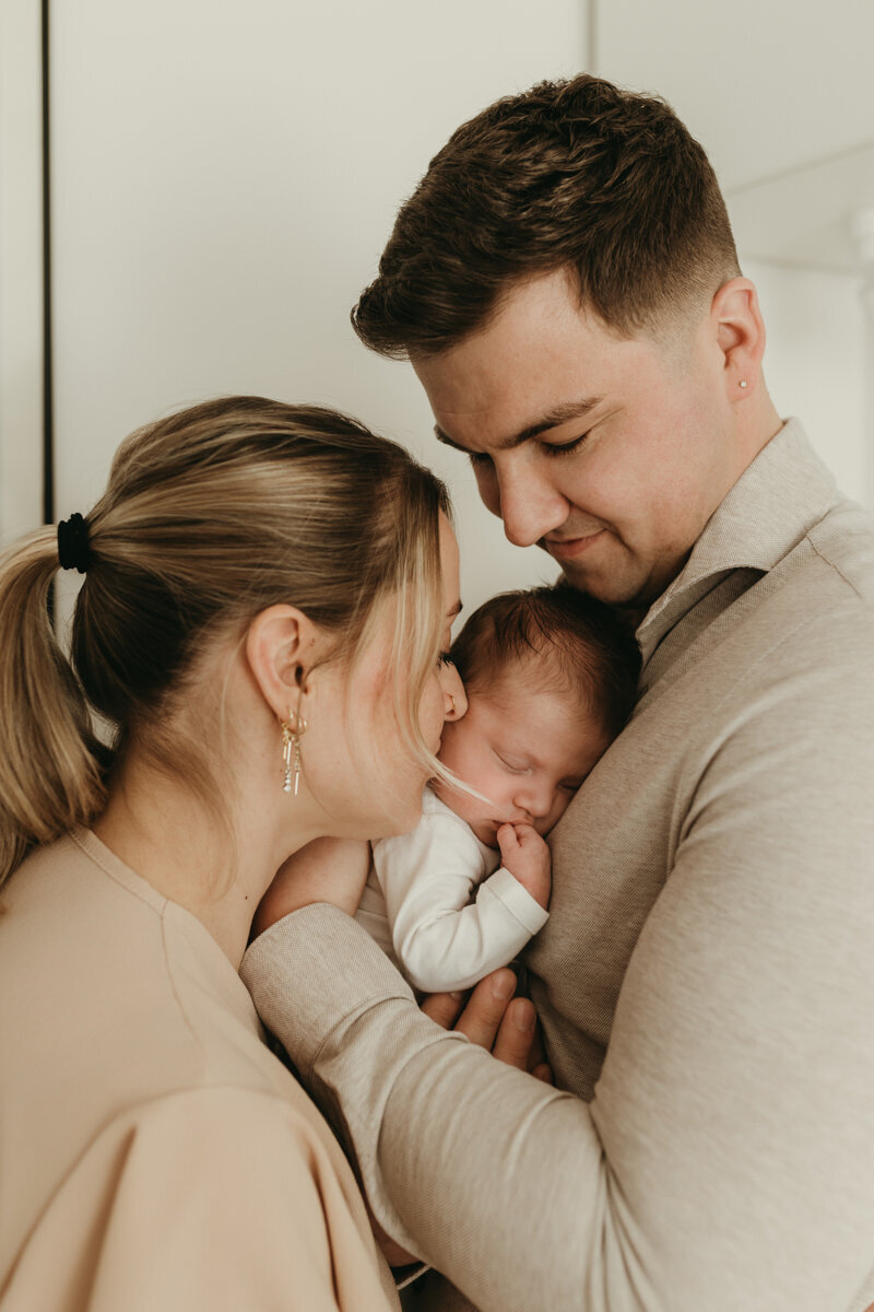 newborn-fotograaf-newborn-fotoshoot-nijmegen-blinkend-beeld-37