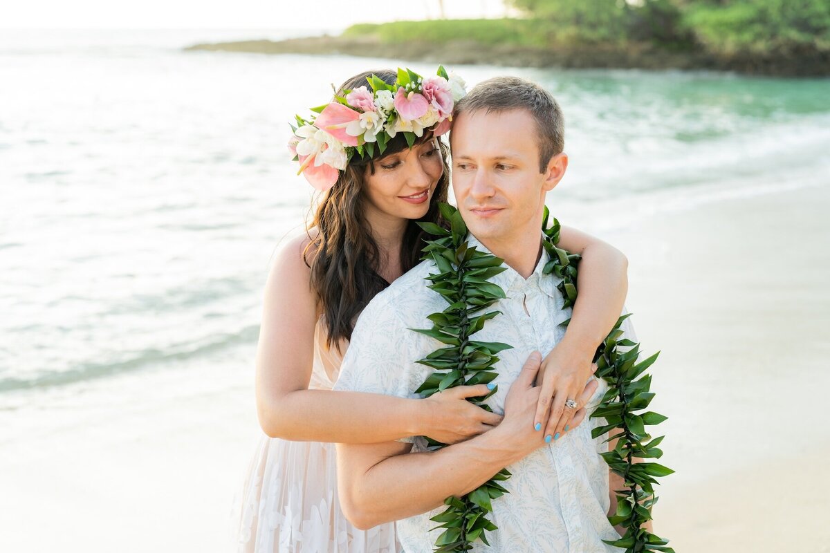 Oahu Couples Beach Photography