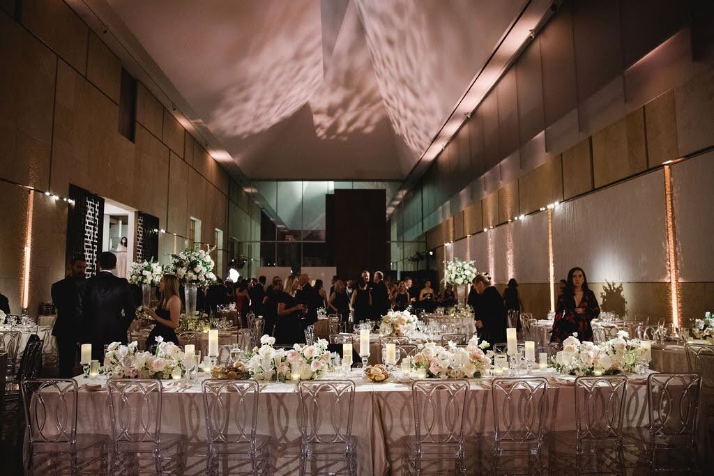 Carly-and-Gabe-Philadelphia-wedding-Barnes-Foundation36