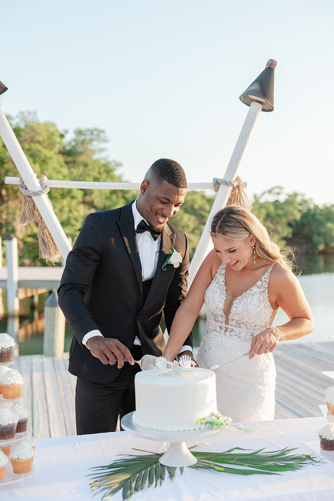 Islamorada Florida Wedding By Light And Airy Photographer 0175