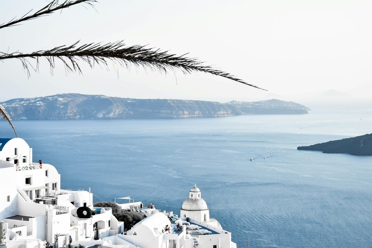 artiom-vallat-rFxk_Ea9PME-unsplash