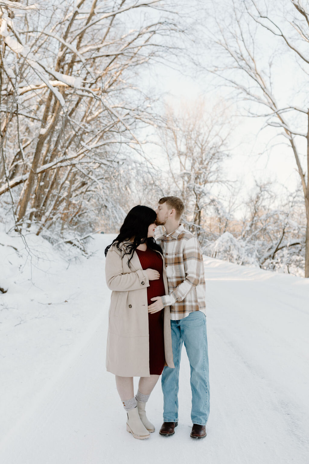 christina_ney_photography_wedding_engagement_lifestyle_photographer_dubuque_iowa_wedding_planning_assistance_adventurous_bold_laidback Family Photography6