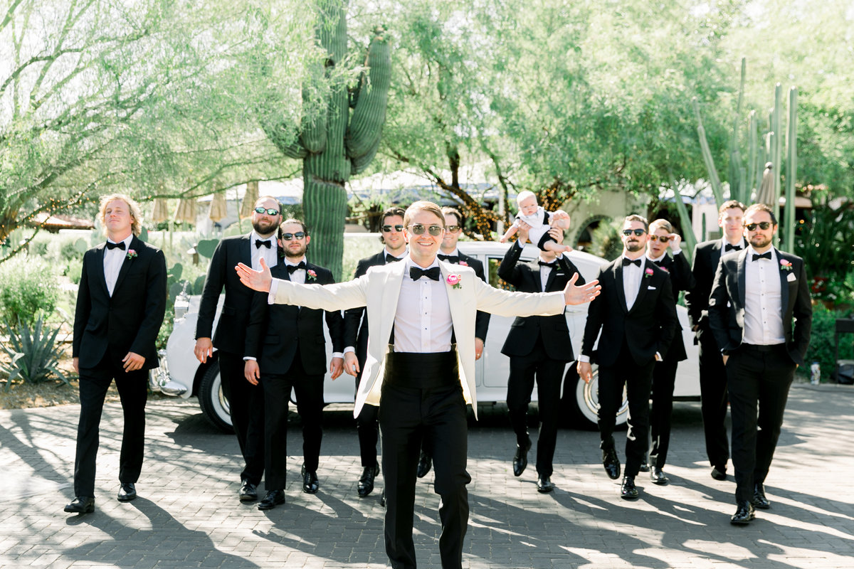Karlie Colleen Photography - El Chorro Arizona Desert Wedding - Kylie & Doug-411