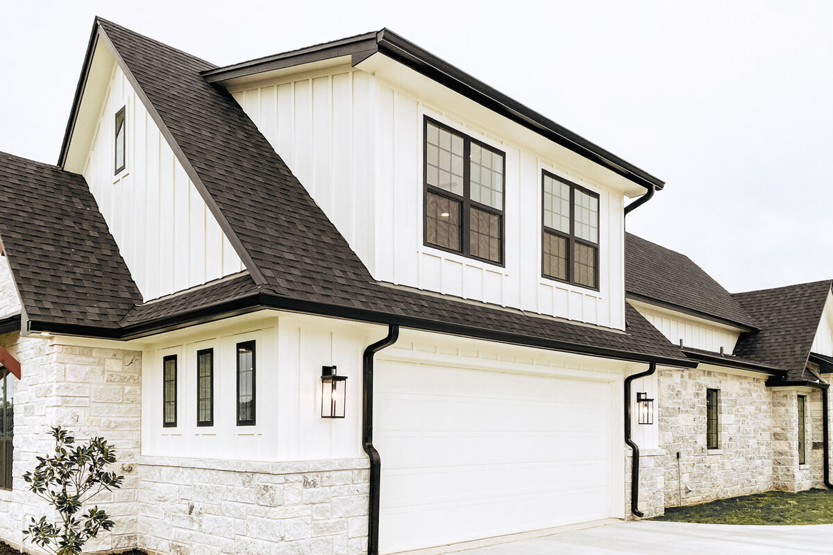 dormer windows for room above garage