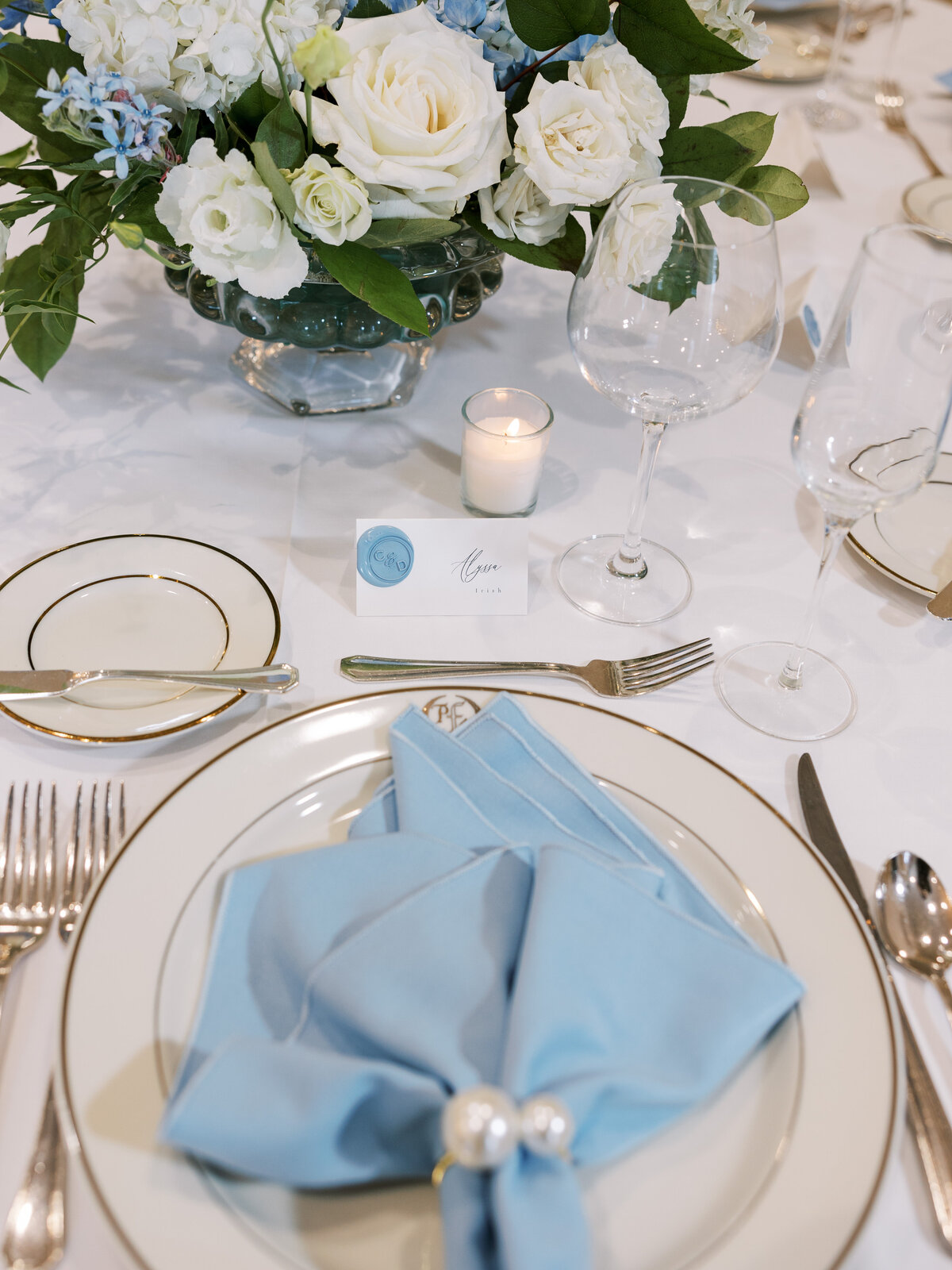 Anne-Troxel-Pittsburgh-Wedding-Photography-Pittsburgh-Field-Club-LGBTQ-Floral-timeless-photos-88