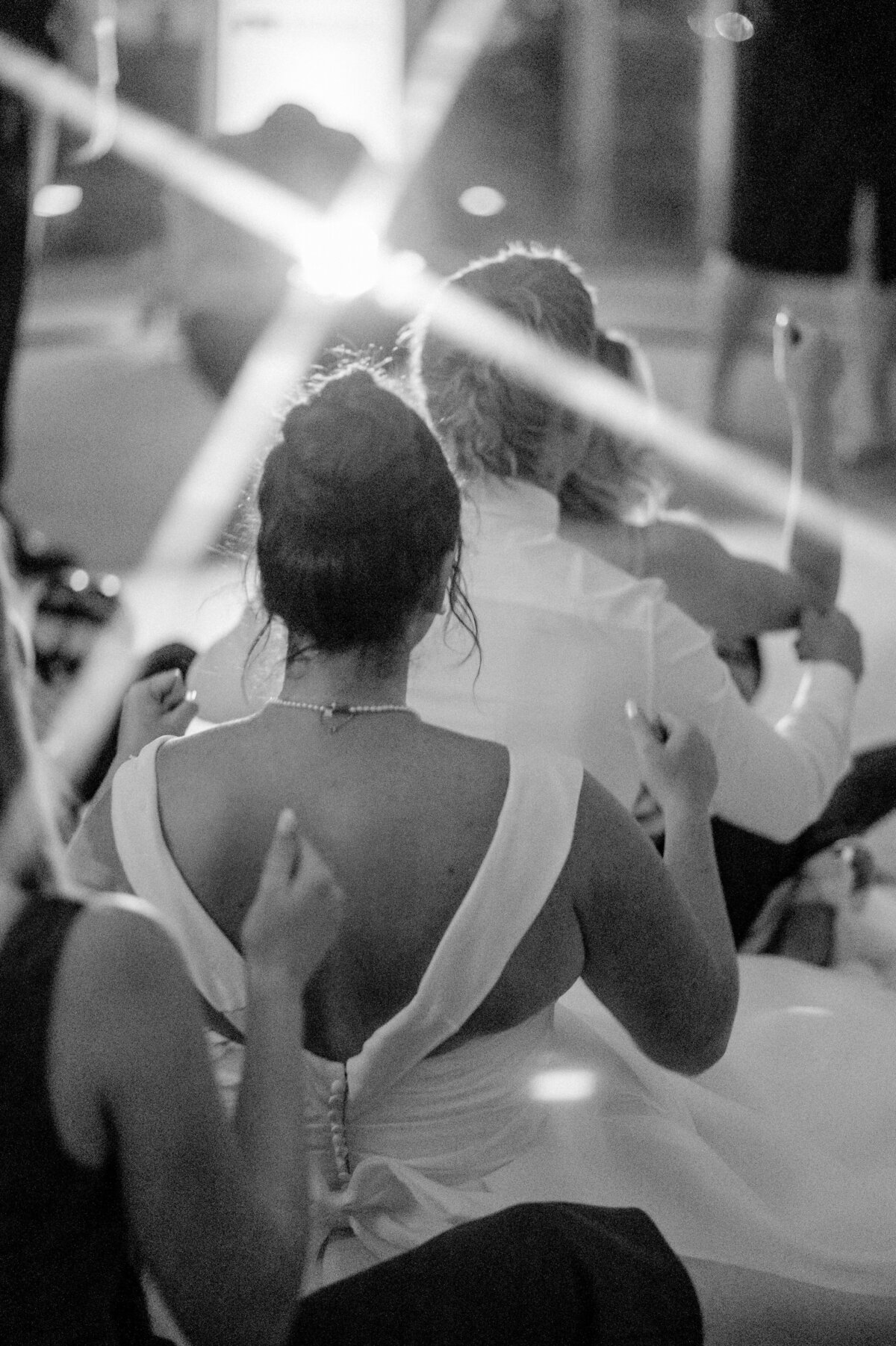 1713 Pascale and Nicolas NAC OBorn Room Wedding Downtown_Ottawa_Photography by Emma