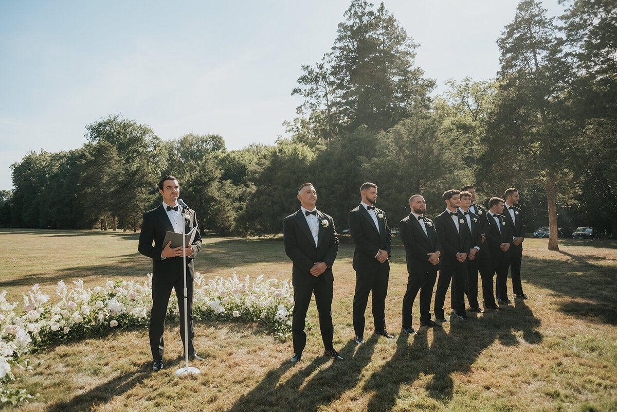 MODERN-GARDEN-MANSION-SUMMER-WEDDING-LINDSAY-BESNIK_PHOTOS_BY_MARIA_B_LUNG_0215