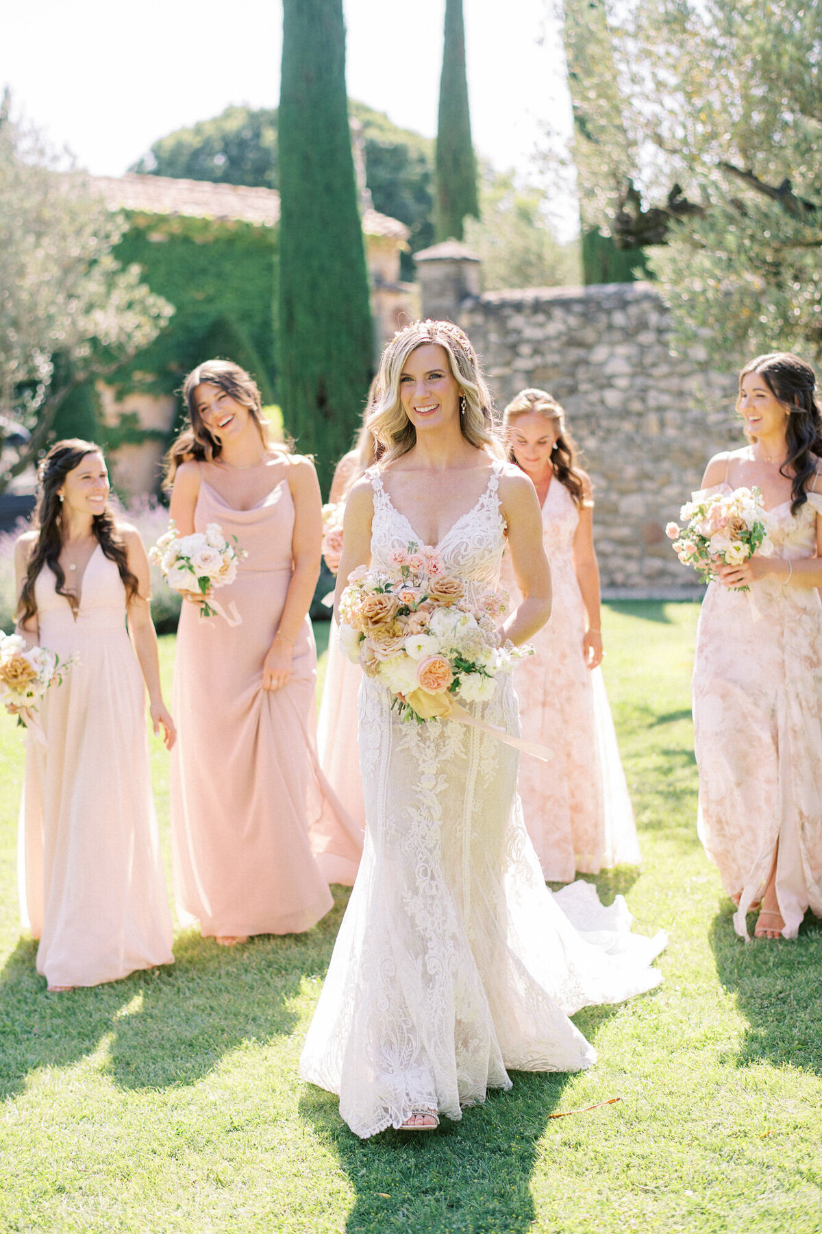 Maïlys Fortune Photography Husband Wife Wedding Weddings Photography France Switzerland Italy Timeless Dreamy Imagery Bilingual French English Destination Weddings Destination Wedding Provence French Riviera Paris Lake Como Tuscany48