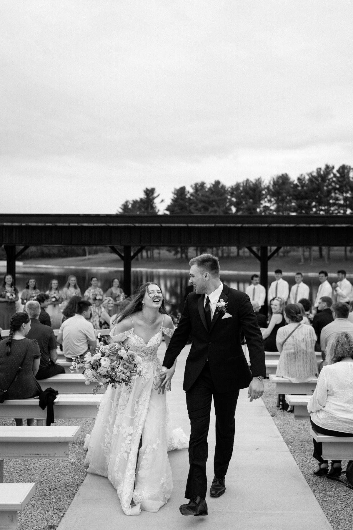 kraber-the-gathering-grounds-iowa-wedding-116