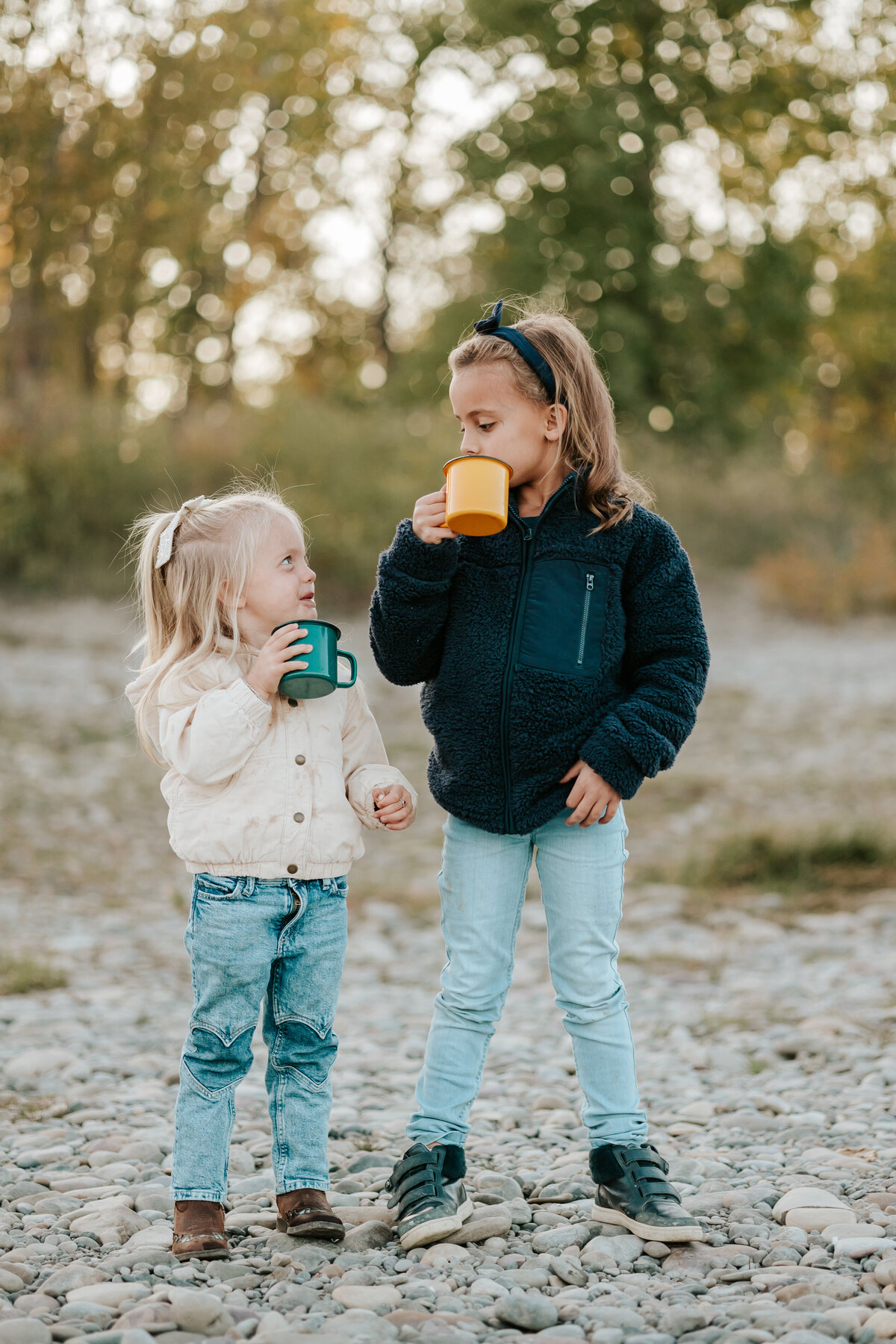 Fall Southern Alberta River Bottom Family Session (10 of 16)