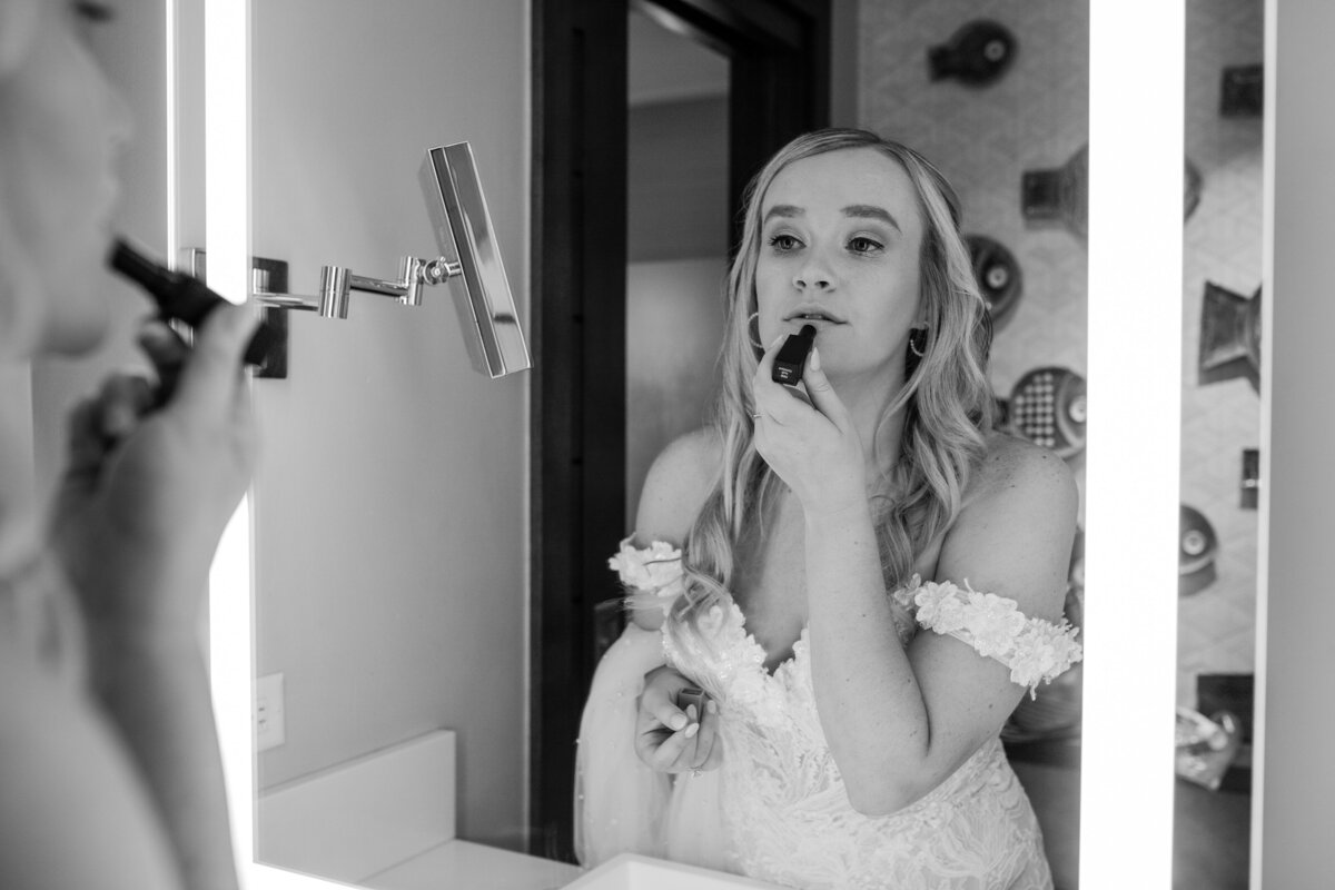 Bride and groom in Jamaica at Sandals Resorts at sunset – destination wedding photography by Tori Nichole Photography.
