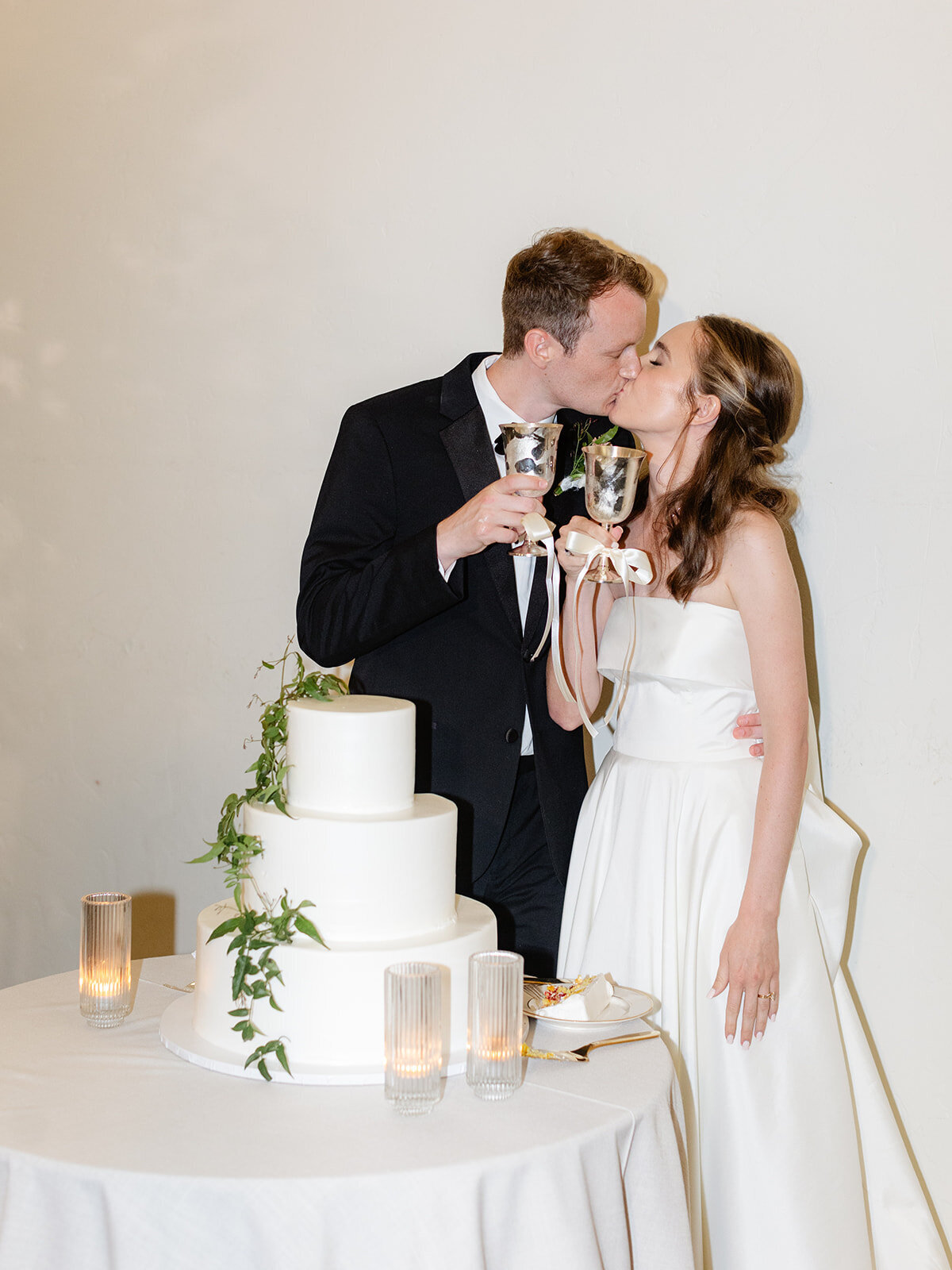 Victoria_2bRyanWedding-SNEAKS-55