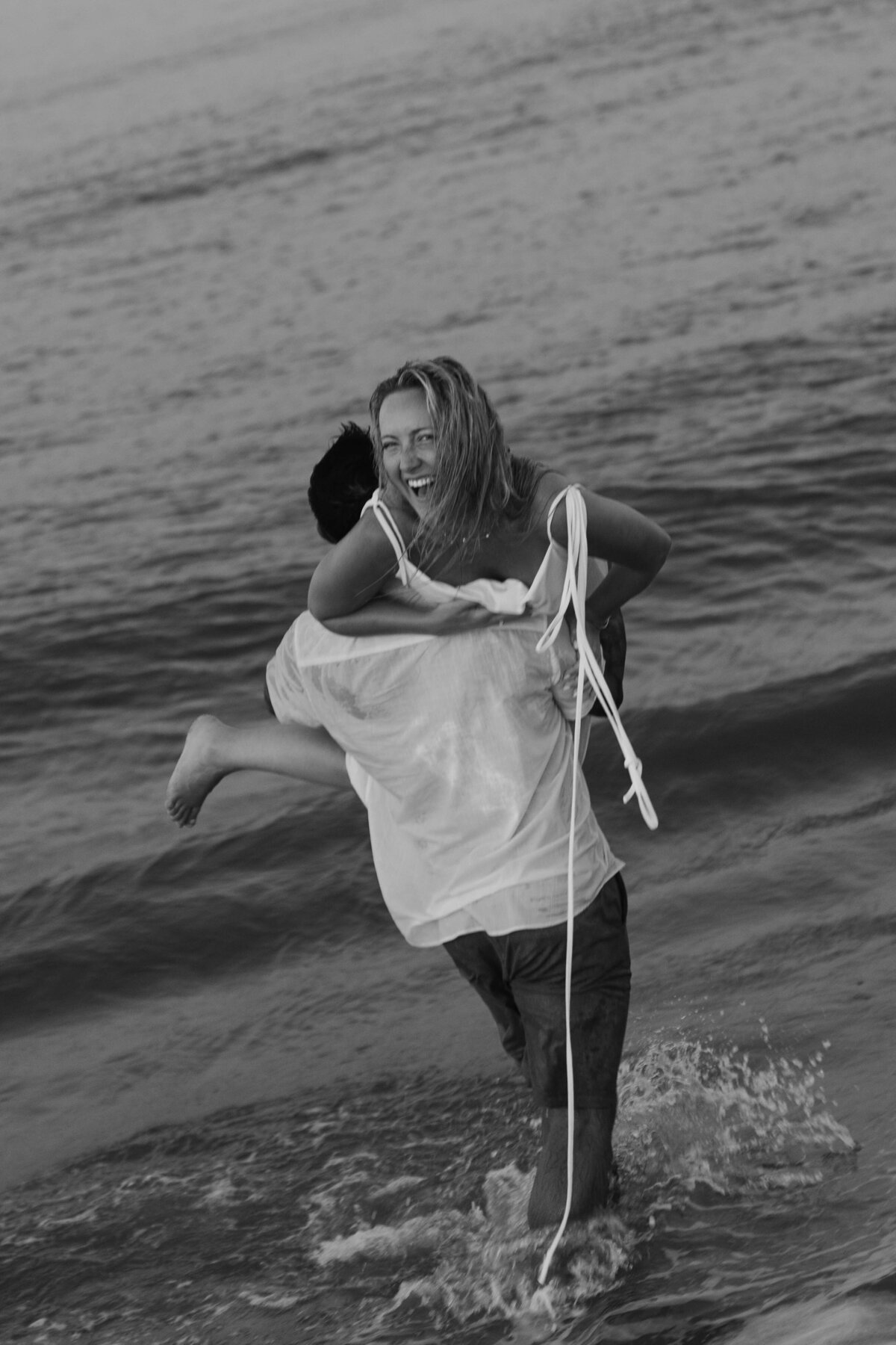 MAGGIECHRIS-05146-2
