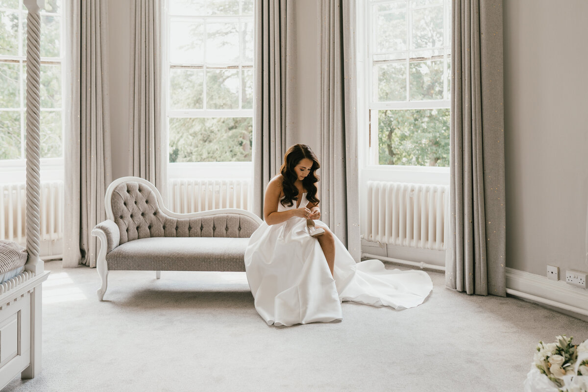 grace-dove-photography-eastington-park-wedding (38)