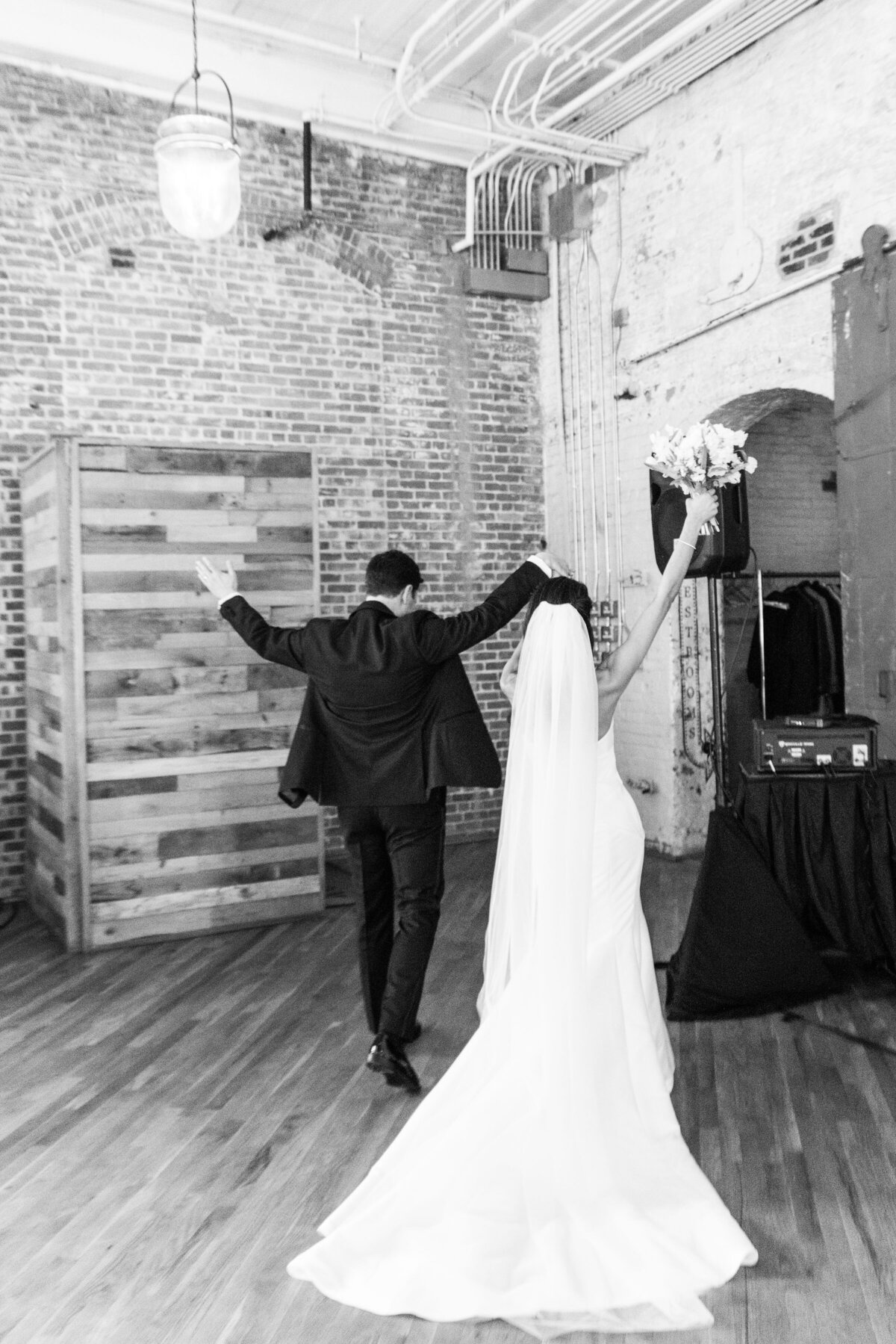 A&JWeddingSneak-27