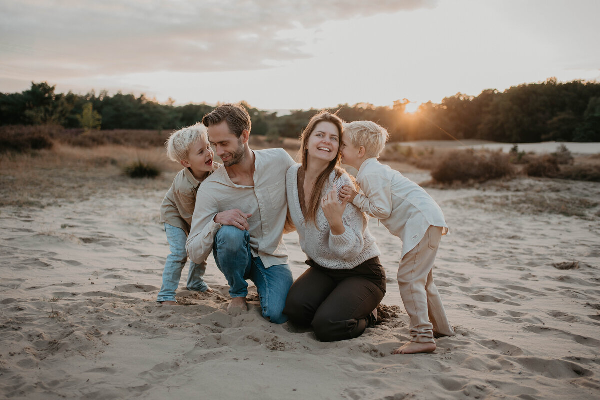 Momentjes & Zo- Fotoshoot- Gezinshoot-Diessen