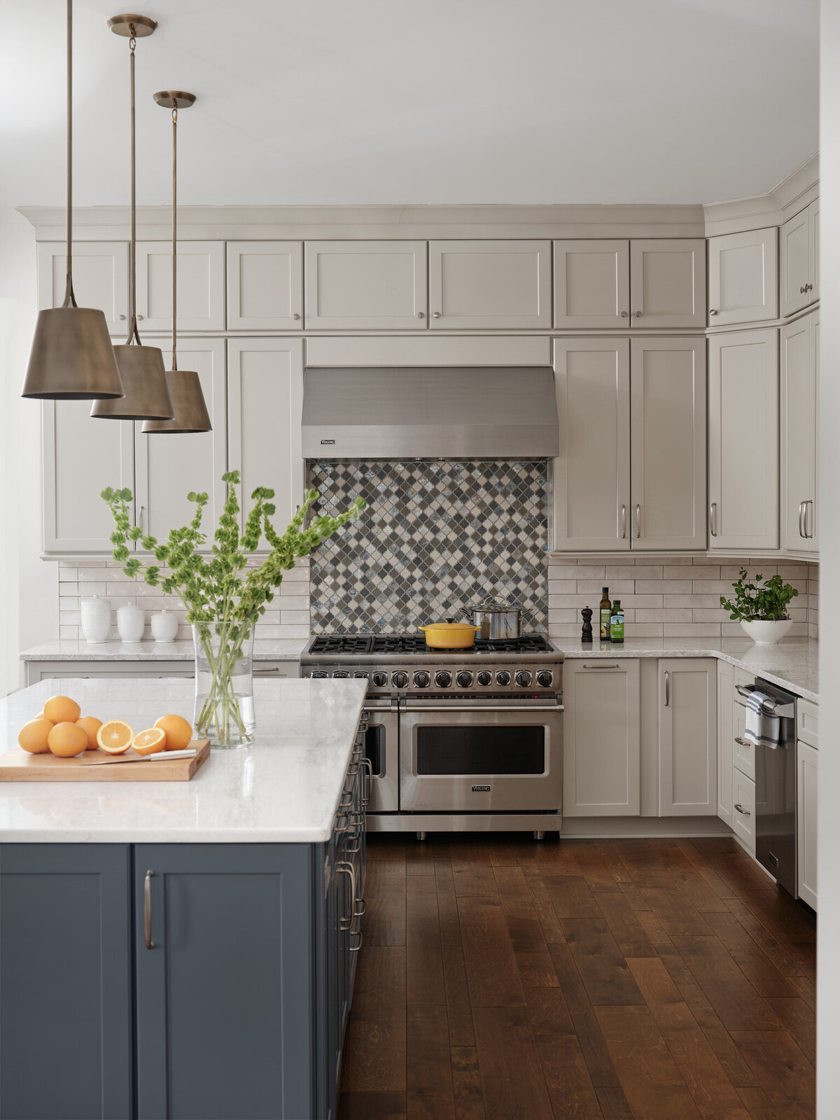 Custom-designed kitchen in a new Culpeper build