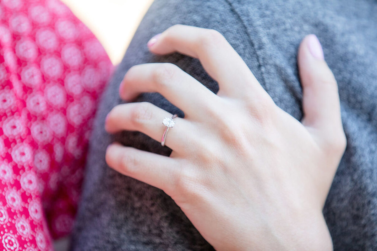 Rachel-Elise-Photography-Syracuse-New-York-Engagement-Shoot-Photographer-Inner-Harbor-7