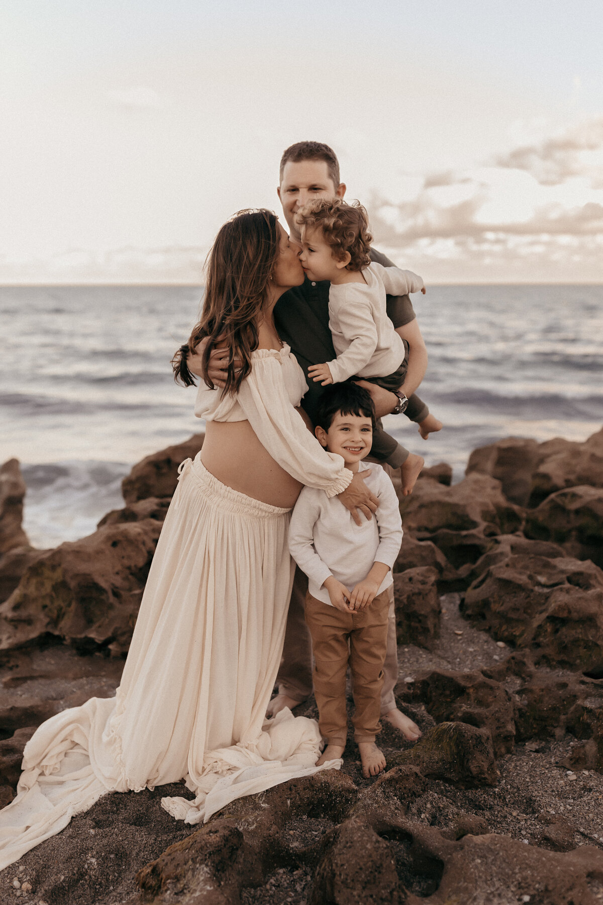 Madelyne-Dawson-Photography-Boynton-Beach-FL-Family-Photographer-Website-Maternity-10