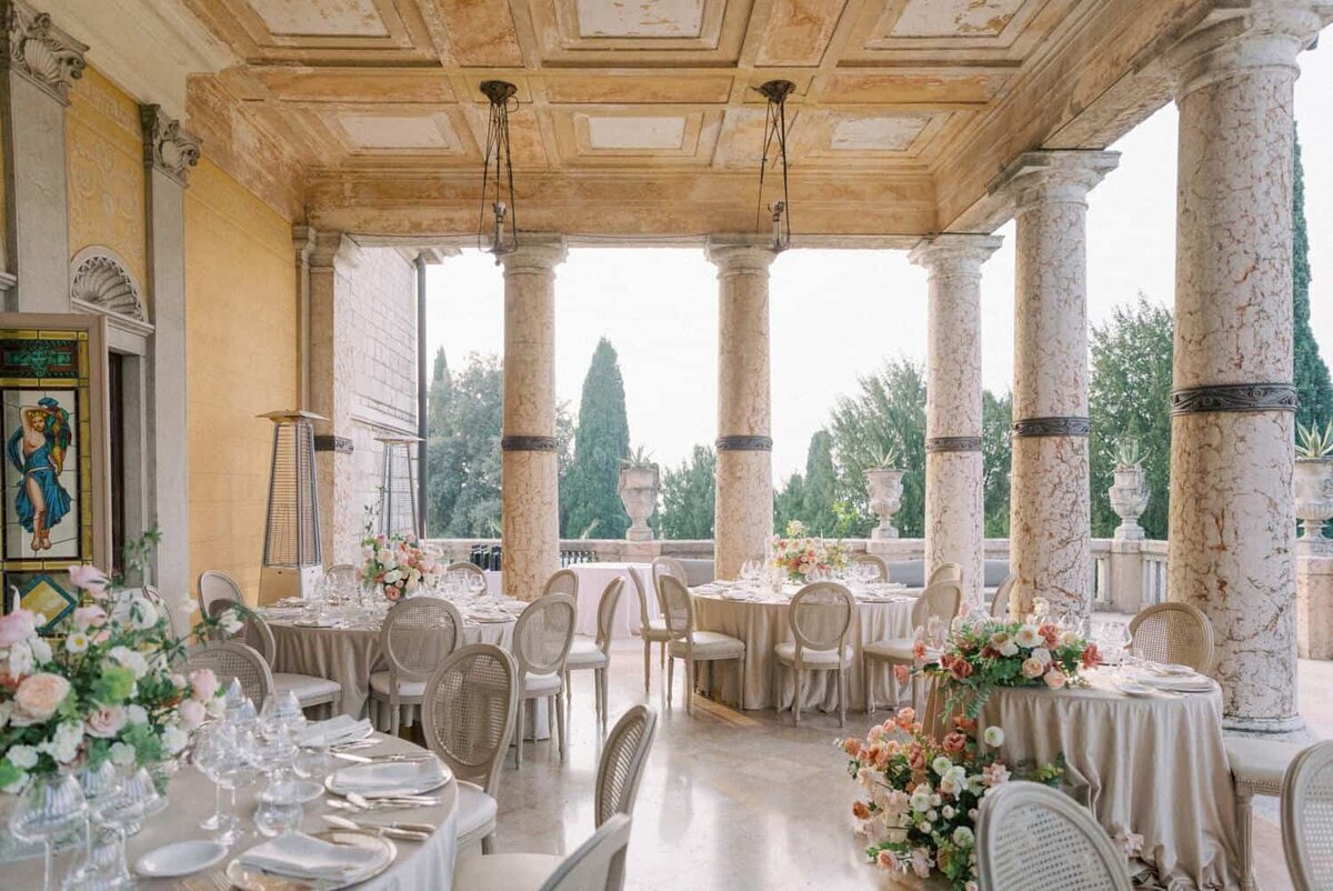 Villa-Cortine-Lake-Garda-Sirmione-wedding-Italy-reception-decoration-by-Julia-Kaptelova-Phototgraphy-209