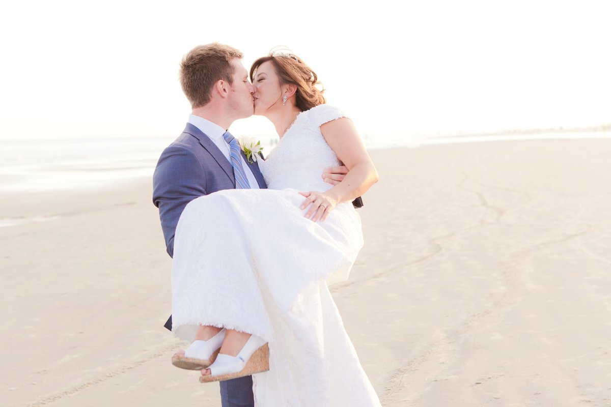 Hilton Head Island Beach Weddings by Sylvia Schutz Photography www.sylviaschutzphotography.com